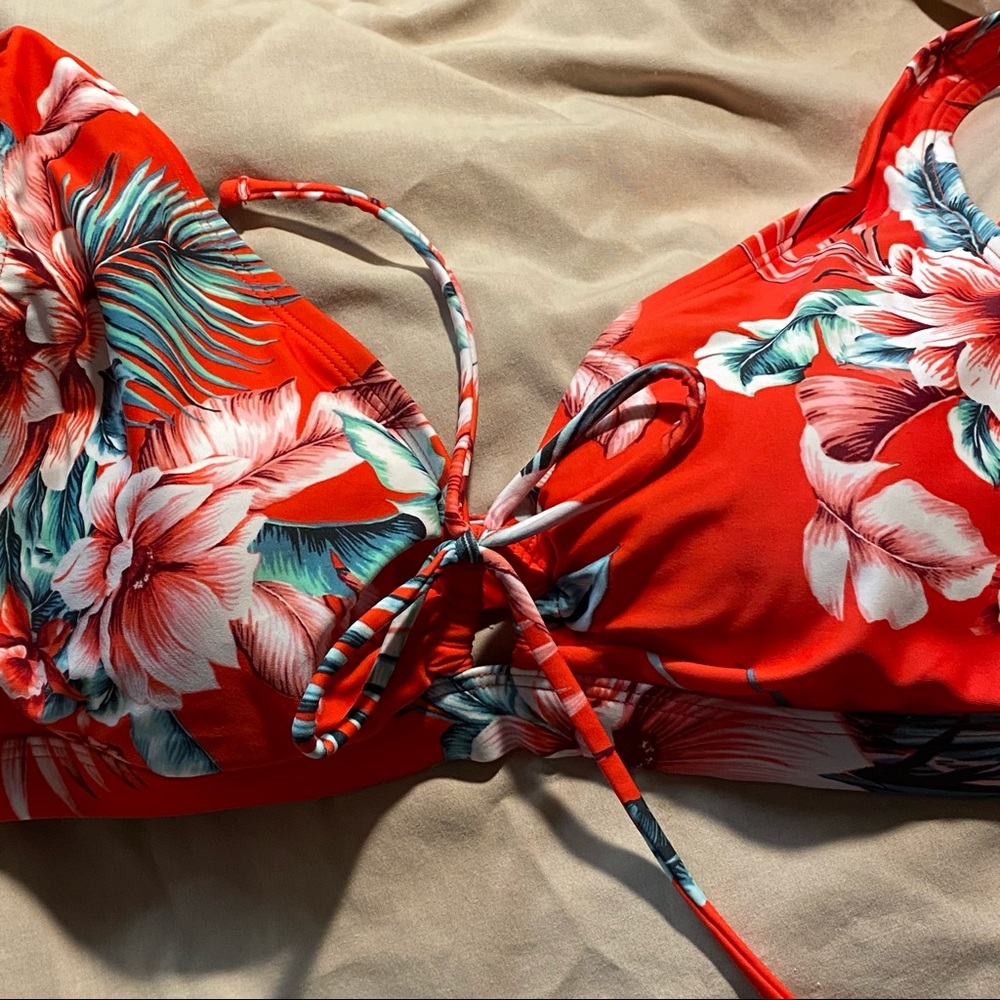 Kona Sol Red Floral Keyhole Bikini Top XL - Picture 6 of 7